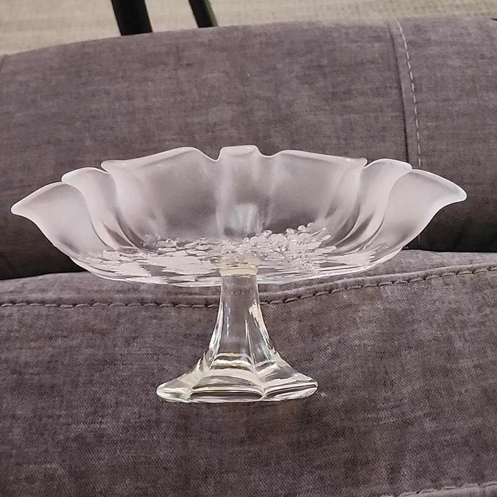 Mikasa Crystal - Christmas Bon Bon Dish, vintage